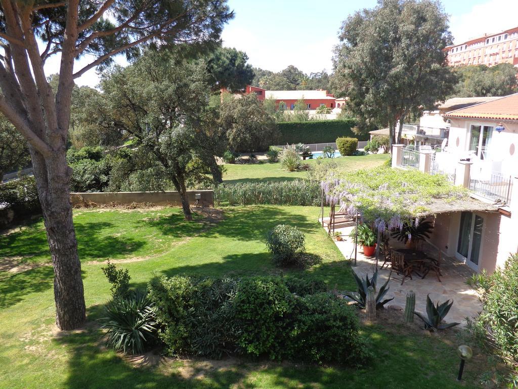 Appartement Villa Angelina Grimaud Exterior photo